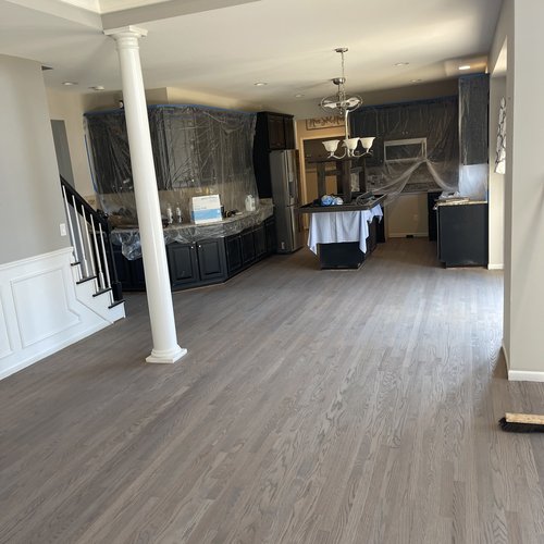 Laminate and Luxury Vinyl flooring in Macomb, MI