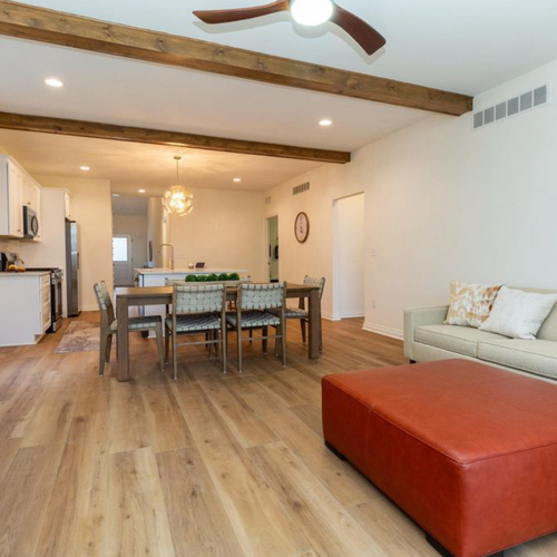 Modern living room with hardwood flooring